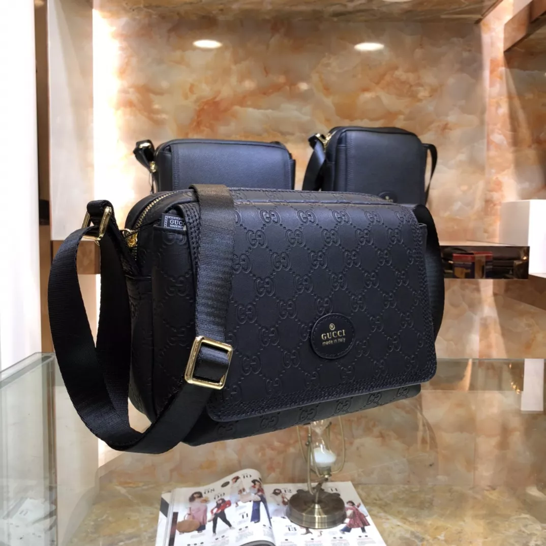 gucci aaa homme mini sac a main s_1273a771